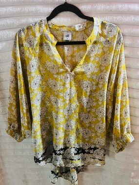 CAbi Yellow Floral Tie-Front V-Neck sheer Blouse